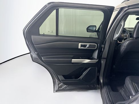 Used 2023 Ford Explorer XLT w/ Equipment Group 202A image 27