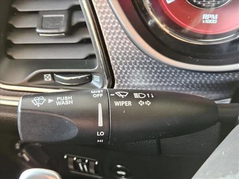 Used 2016 Dodge Challenger SRT Hellcat image 15