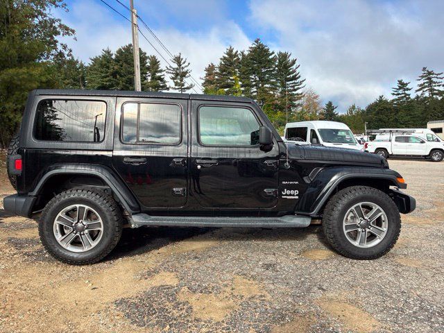 Used 2018 Jeep Wrangler Unlimited Sahara AWD/4WD image 8
