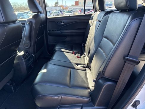 Certified 2022 Honda Pilot Special Edition image 11