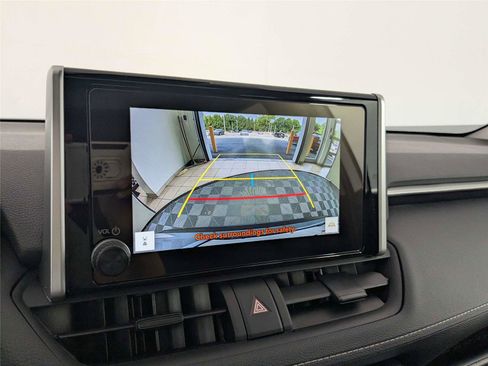 Used 2025 Toyota RAV4 XLE w/ Convenience Package FWD image 23