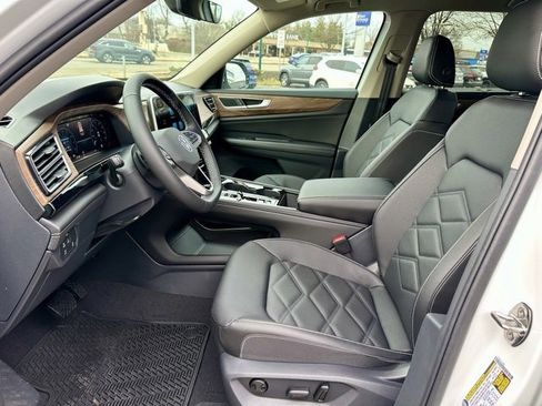 New 2026 Volkswagen Atlas SE image 12