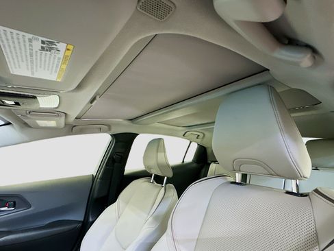 Used 2023 Toyota Prius XLE AWD/4WD image 27