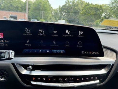 Used 2025 Cadillac Lyriq Luxury AWD/4WD image 81