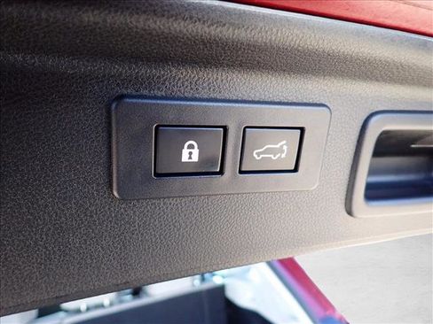 Certified 2023 Subaru Forester Limited image 9