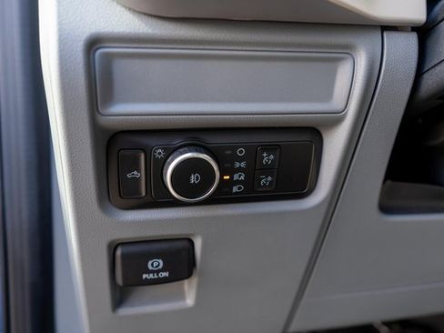 Used 2023 Ford F150 XLT image 18