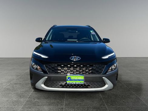 Used 2023 Hyundai Kona SEL w/ Convenience Package image 2