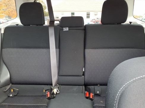 Used 2018 Subaru Forester 2.5i Premium image 31