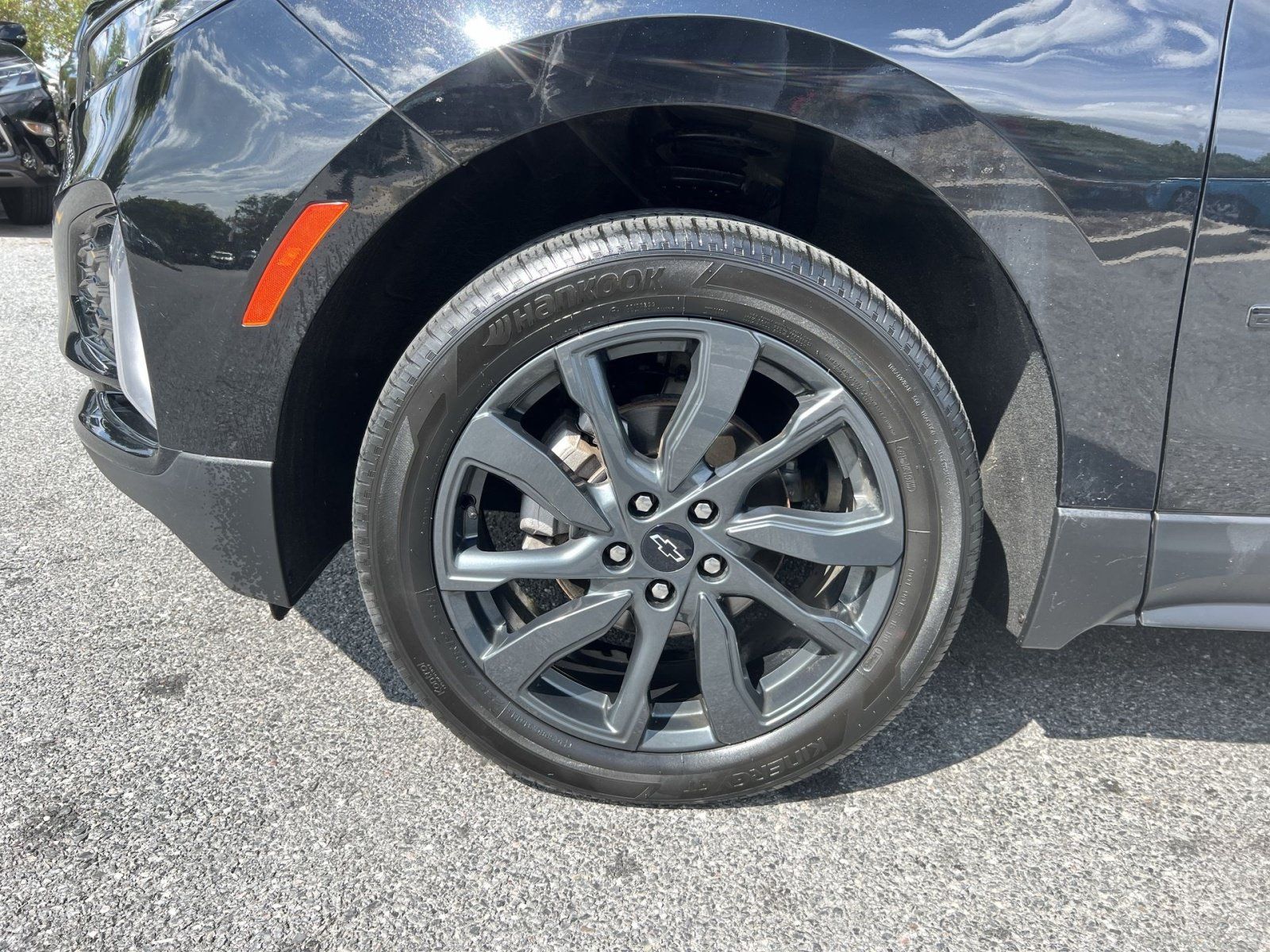 Used 2023 Chevrolet Equinox RS AWD/4WD image 12