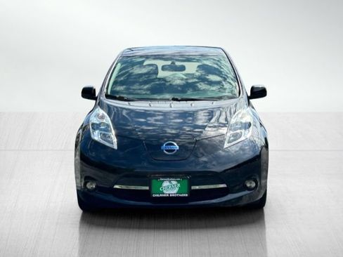Used 2015 Nissan Leaf SL FWD image 2