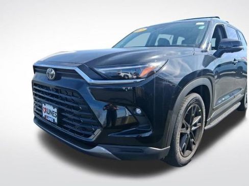 New 2026 Toyota Grand Highlander AWD image 2