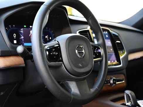 Used 2024 Volvo XC90 B6 Plus w/ Protection Package Premier image 11