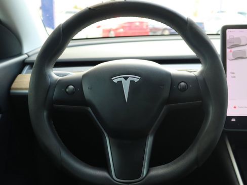 Used 2020 Tesla Model Y Long Range AWD/4WD image 17