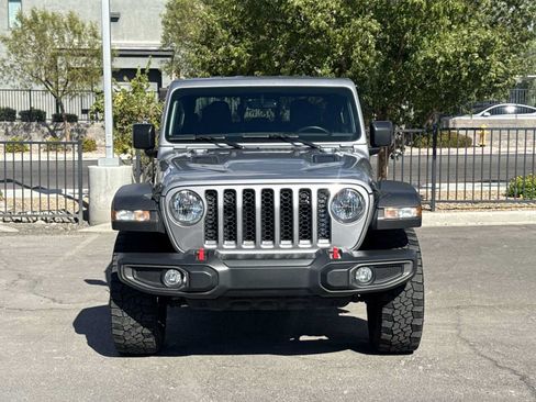 Used 2021 Jeep Gladiator Rubicon AWD/4WD image 3