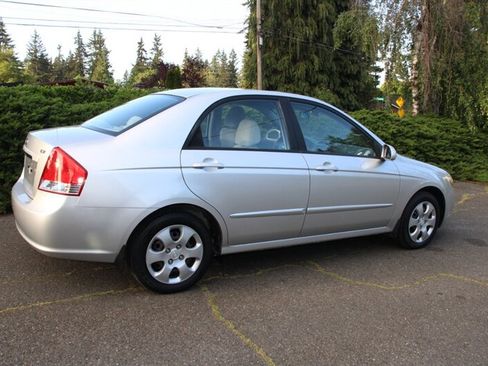 Used 2008 Kia Spectra EX FWD image 3