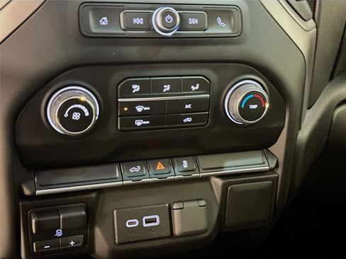 Used 2023 Chevrolet Silverado 2500 Custom w/ Custom Convenience Package image 15