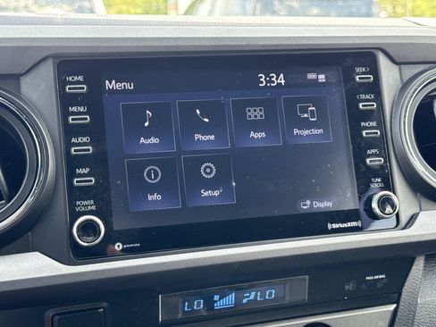 Used 2022 Toyota Tacoma TRD Sport w/ Technology Package RWD image 22