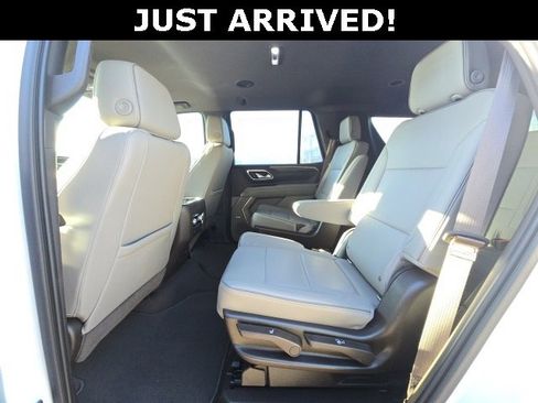 Used 2021 GMC Yukon SLT w/ SLT Luxury Package image 10