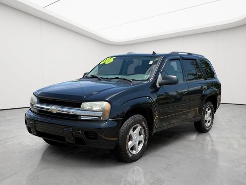 Used 2006 Chevrolet TrailBlazer LS AWD/4WD image 3