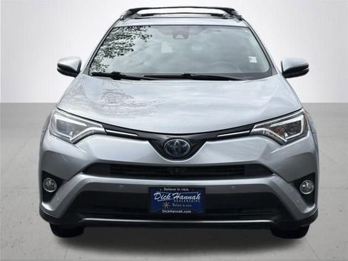 Used 2018 Toyota RAV4 Limited w/ Advanced Technology Package AWD/4WD image 3