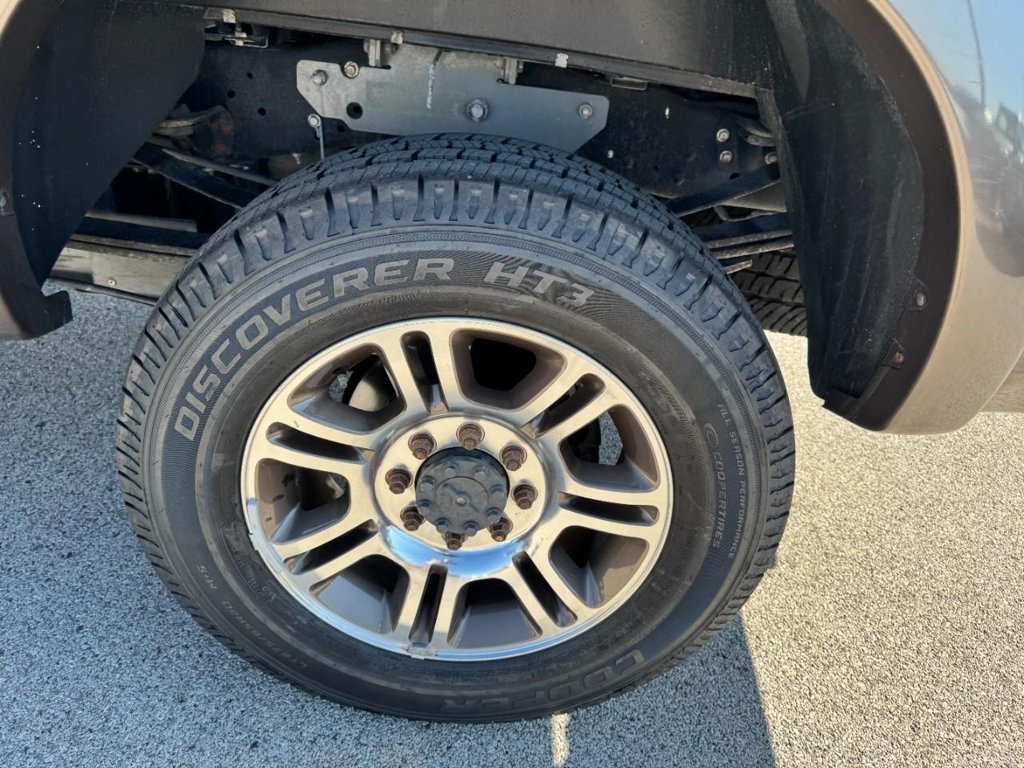 Used 2016 Ford F350 King Ranch w/ FX4 Off-Road Package AWD/4WD image 7