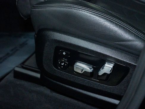 Used 2022 BMW X5 M w/ Executive Package image 25