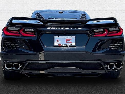 Used 2021 Chevrolet Corvette Stingray Premium Cpe w/ Z51 Performance Package RWD image 5