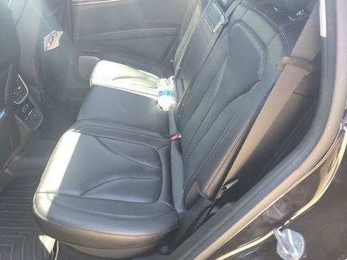 Used 2022 Lincoln Nautilus Reserve w/ Equipment Group 202A image 16