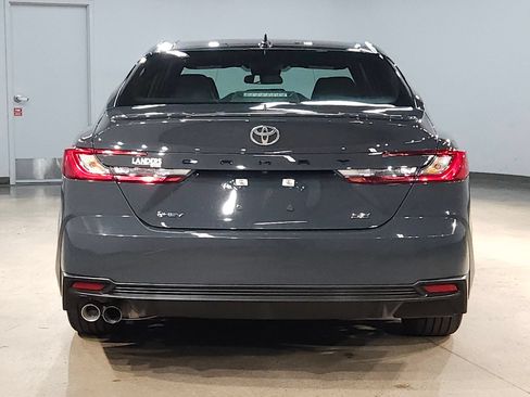 Used 2025 Toyota Camry SE FWD image 6