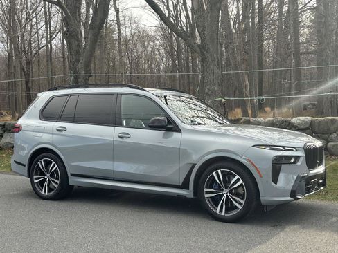 Used 2023 BMW X7 M60i w/ Executive Package AWD/4WD image 19