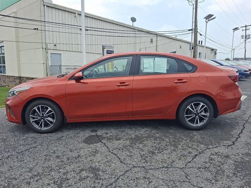 Used 2023 Kia Forte LXS FWD image 7