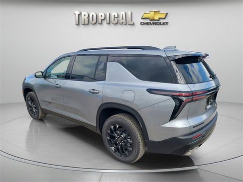 New 2026 Chevrolet Traverse LT w/ Midnight/Sport Edition image 3