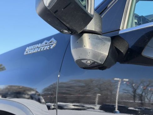 Used 2024 Chevrolet Silverado 3500 High Country image 6