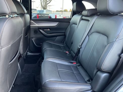 Used 2025 MAZDA CX-70 3.3 Turbo w/ Preferred Package image 30