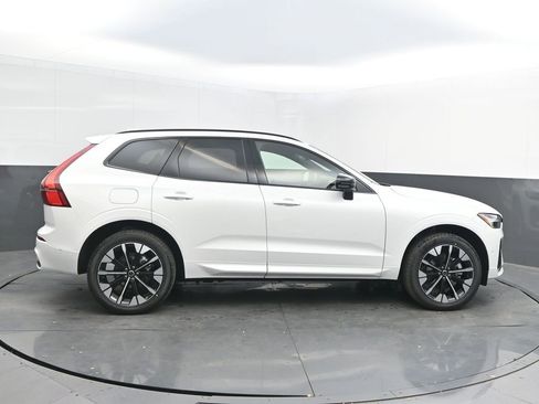 New 2026 Volvo XC60 B5 Plus w/ Protection Package Premier AWD/4WD image 8