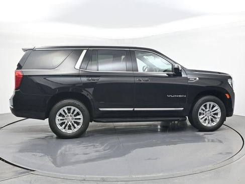 Used 2023 GMC Yukon SLT image 6