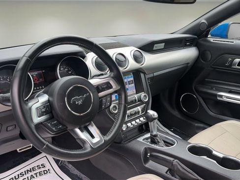Used 2019 Ford Mustang Premium RWD image 14