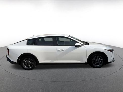 Used 2025 Kia K4 FWD image 16