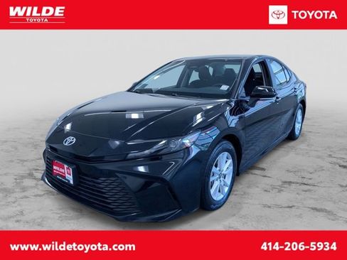 Used 2026 Toyota Camry LE FWD image 1