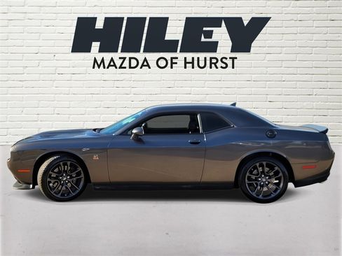 Used 2022 Dodge Challenger R/T Scat Pack image 3
