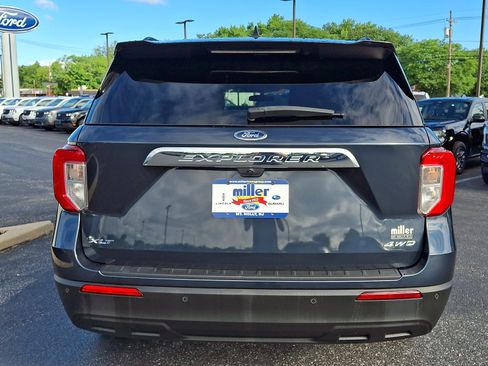 Certified 2023 Ford Explorer XLT AWD/4WD image 5