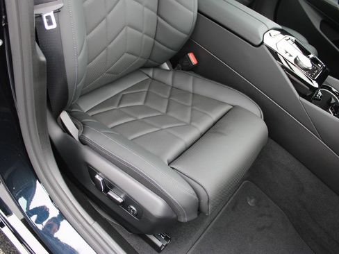 New 2026 BMW 530i xDrive AWD/4WD image 26