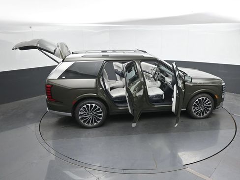 Certified 2026 Hyundai Palisade Calligraphy AWD/4WD image 52