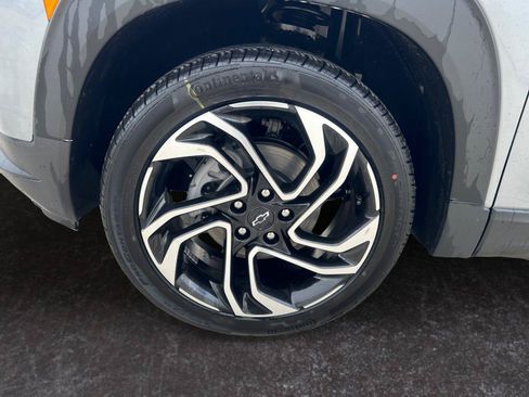 Used 2024 Chevrolet TrailBlazer RS w/ Driver Confidence Package AWD/4WD image 15