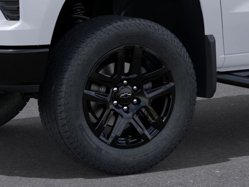 New 2026 Chevrolet Silverado 1500 Custom Trail Boss w/ LPO, Dark Essentials Package AWD/4WD image 9