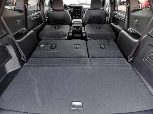 New 2026 GMC Acadia Elevation w/ Elevation Premium Package image 18