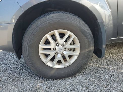 Used 2019 Nissan Frontier SV w/ Value Truck Package RWD image 6