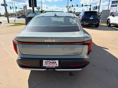 Used 2025 Kia K4 FWD image 6