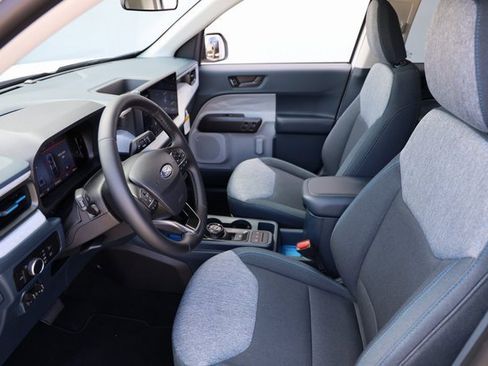 Used 2025 Ford Maverick XLT w/ XLT Luxury Package image 10