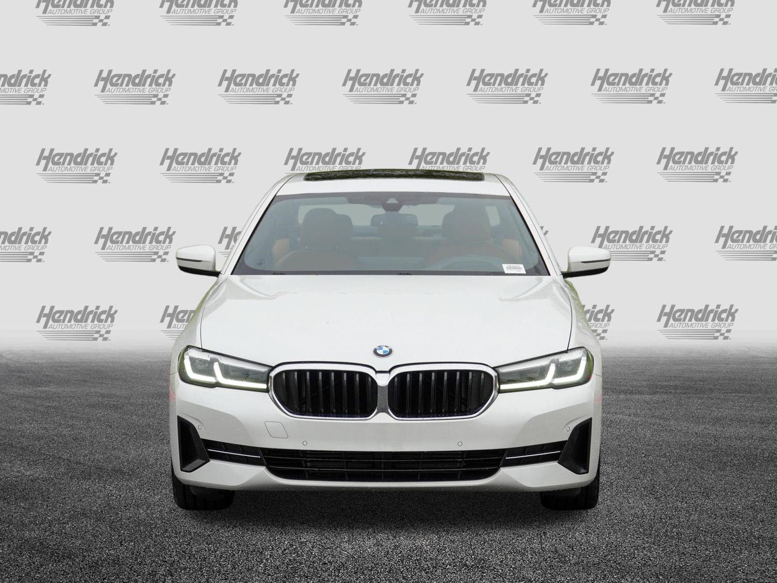 Certified 2023 BMW 530i w/ Premium Package RWD image 3